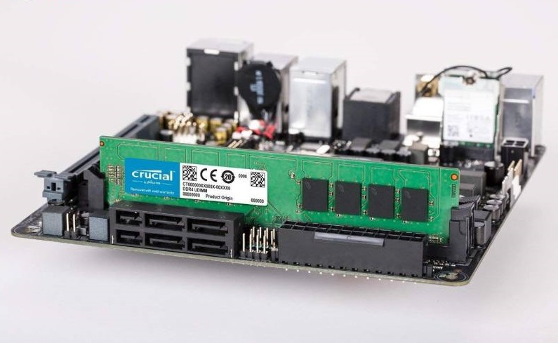 رم دسکتاپ DDR4 تک کاناله 2400 مگاهرتز کروشیال مدل RAM CRUCIAL CL17 ظرفیت 8 گیگابایت