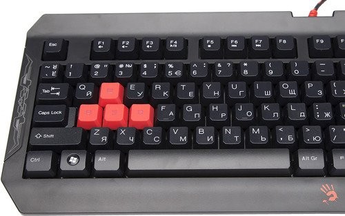 کیبورد مخصوص بازی ای فورتک مدل KEYBOARD GAMING A4TECH BLOODY Q-100 در قائم آی تی 